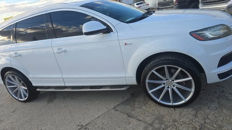 2011 Audi 4L Q7 - Image 2 of 11