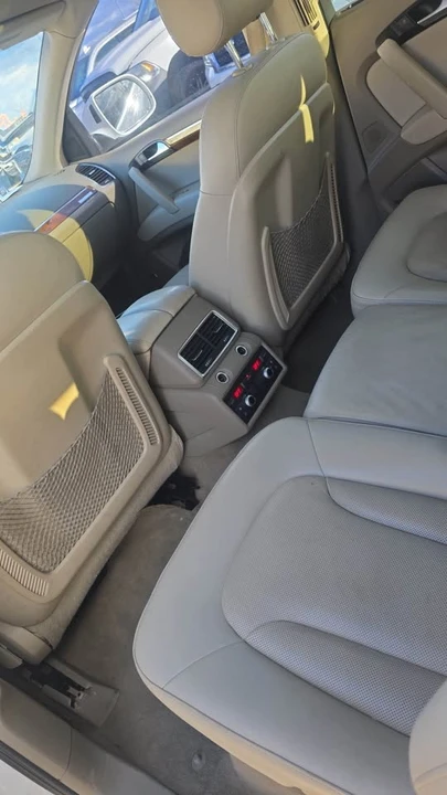 2011 Audi 4L Q7 - Image 8 of 11