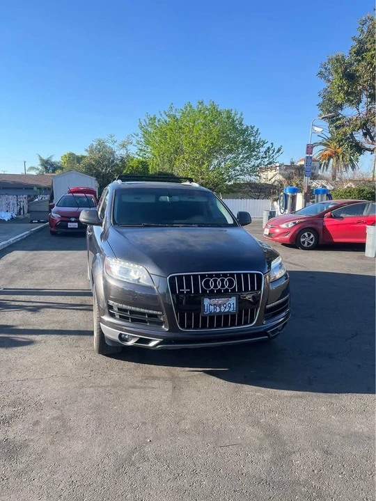 2011 Audi 4L Q7 - Image 2 of 9