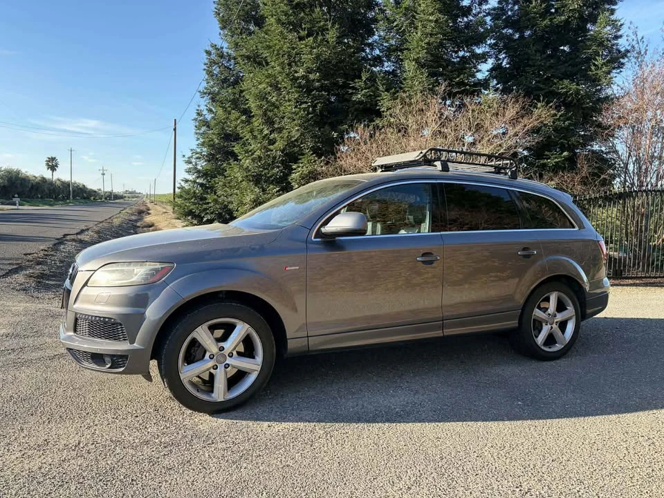 2011 Audi 4L Q7 - Image 2 of 10