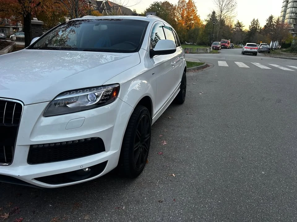 2011 Audi 4L Q7 - Image 2 of 16
