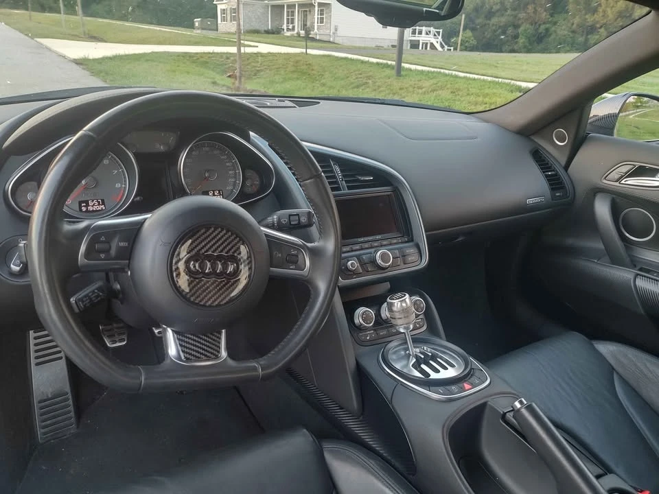 2011 Audi 42 R8 - Image 11 of 14