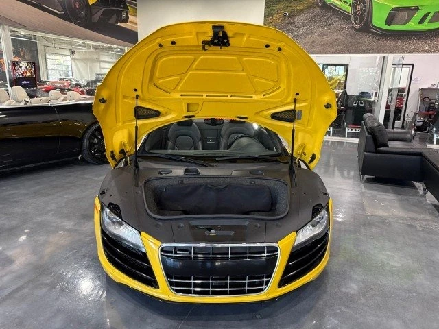 2011 Audi 42 R8 - Image 11 of 16