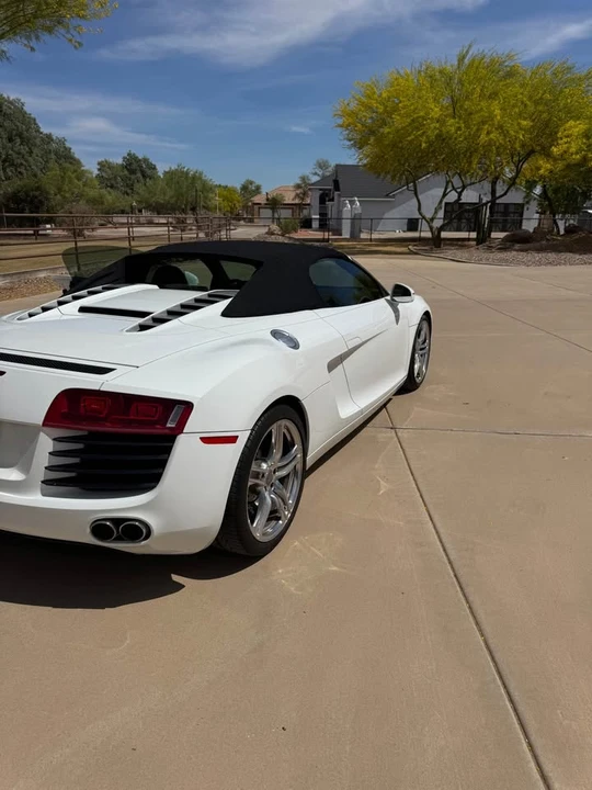 2011 Audi 42 R8 - Image 3 of 12