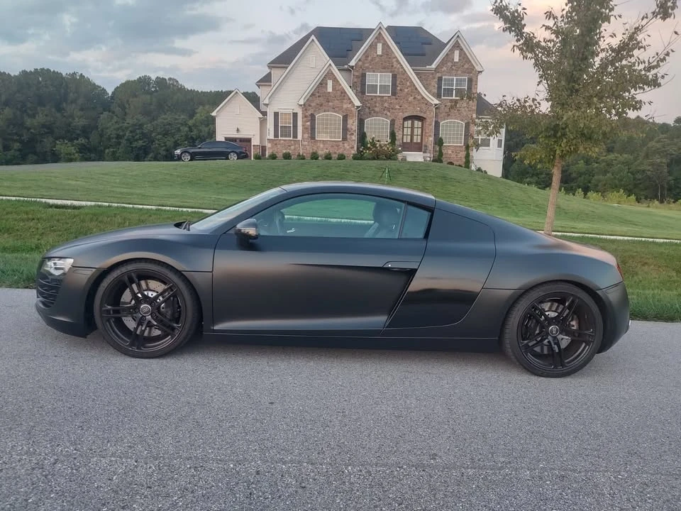 2011 Audi 42 R8 - Image 2 of 12