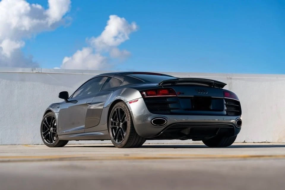 2011 Audi 42 R8 - Image 4 of 20