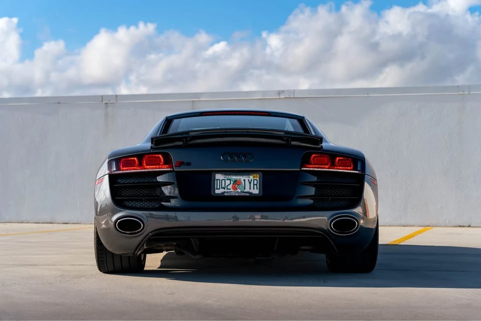 2011 Audi 42 R8 - Image 6 of 19