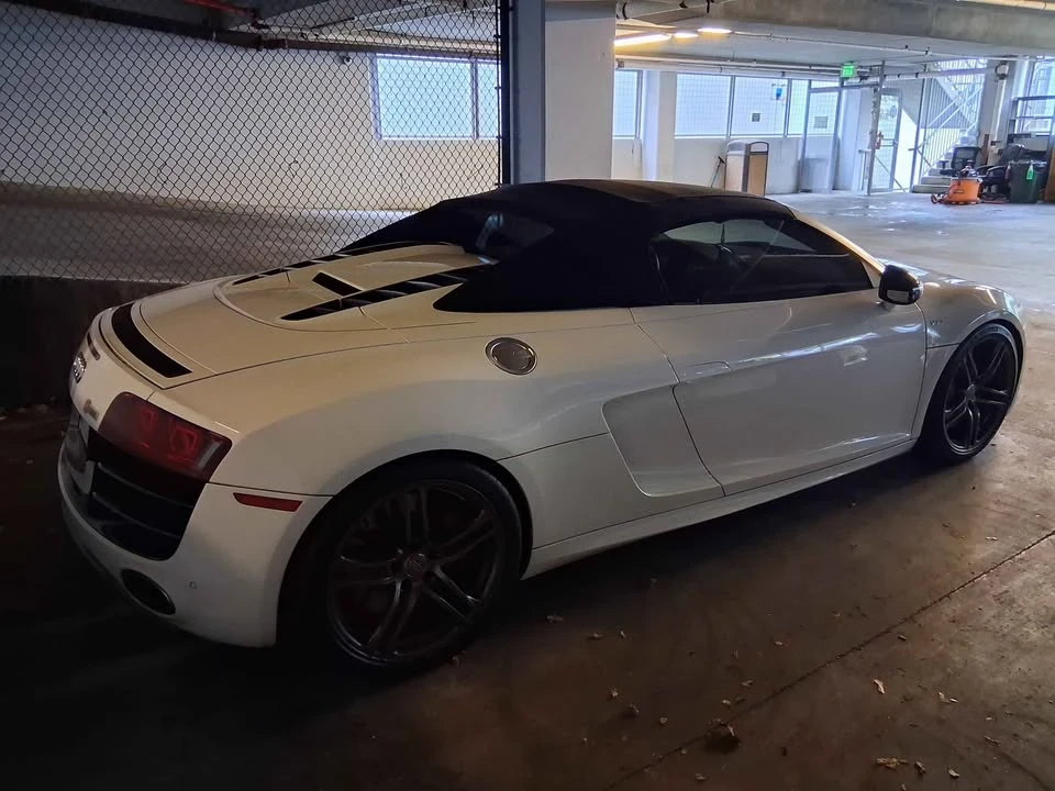 2011 Audi 42 R8 - Image 4 of 10