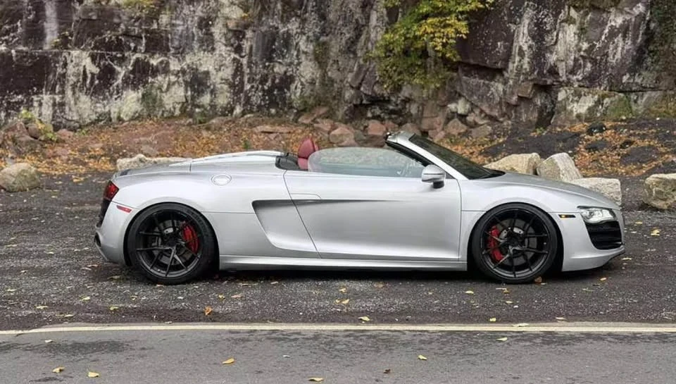2011 Audi 42 R8 - Image 3 of 5