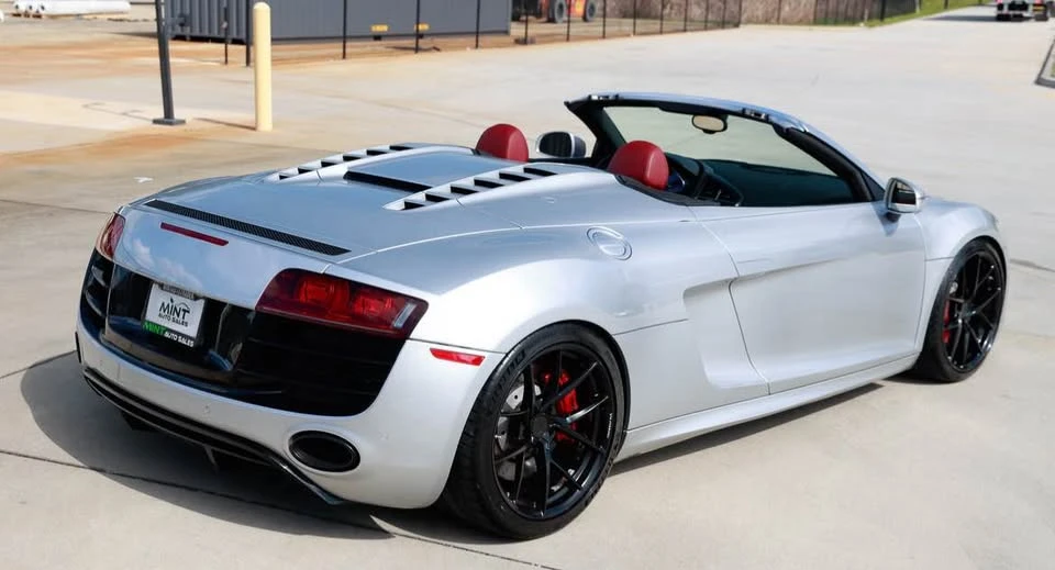 2011 Audi 42 R8 - Image 5 of 5