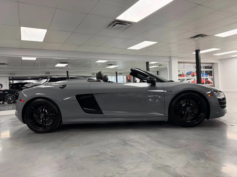 2011 Audi 42 R8 - Image 7 of 19
