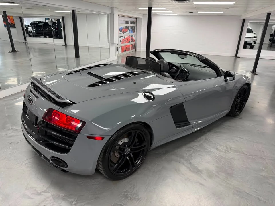 2011 Audi 42 R8 - Image 8 of 19