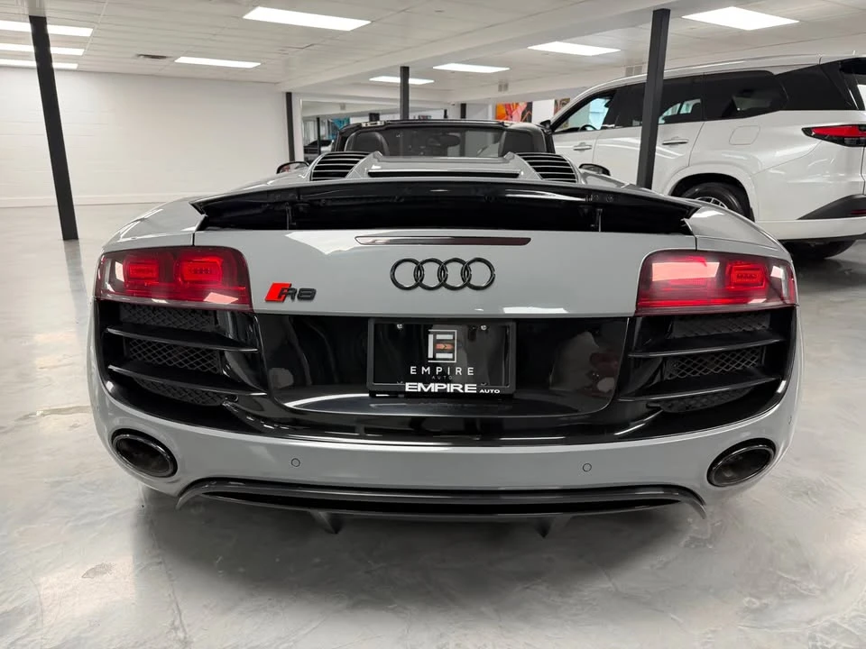 2011 Audi 42 R8 - Image 5 of 19