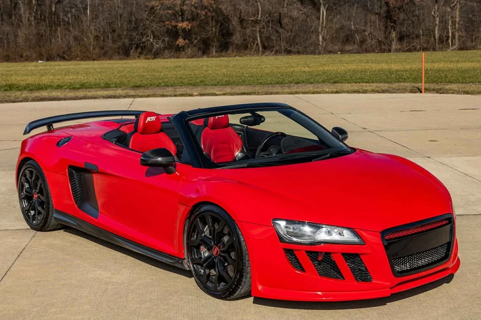 2011 Audi 42 R8 - Image 2 of 20