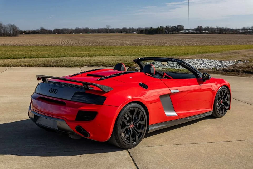2011 Audi 42 R8 - Image 3 of 20