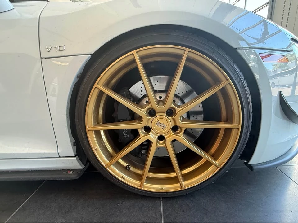 2011 Audi 42 R8 - Image 7 of 10