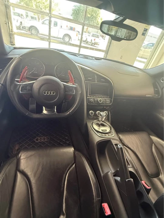 2011 Audi 42 R8 - Image 9 of 10