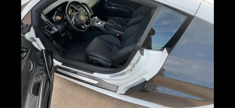 2011 Audi 42 R8 - Image 16 of 16