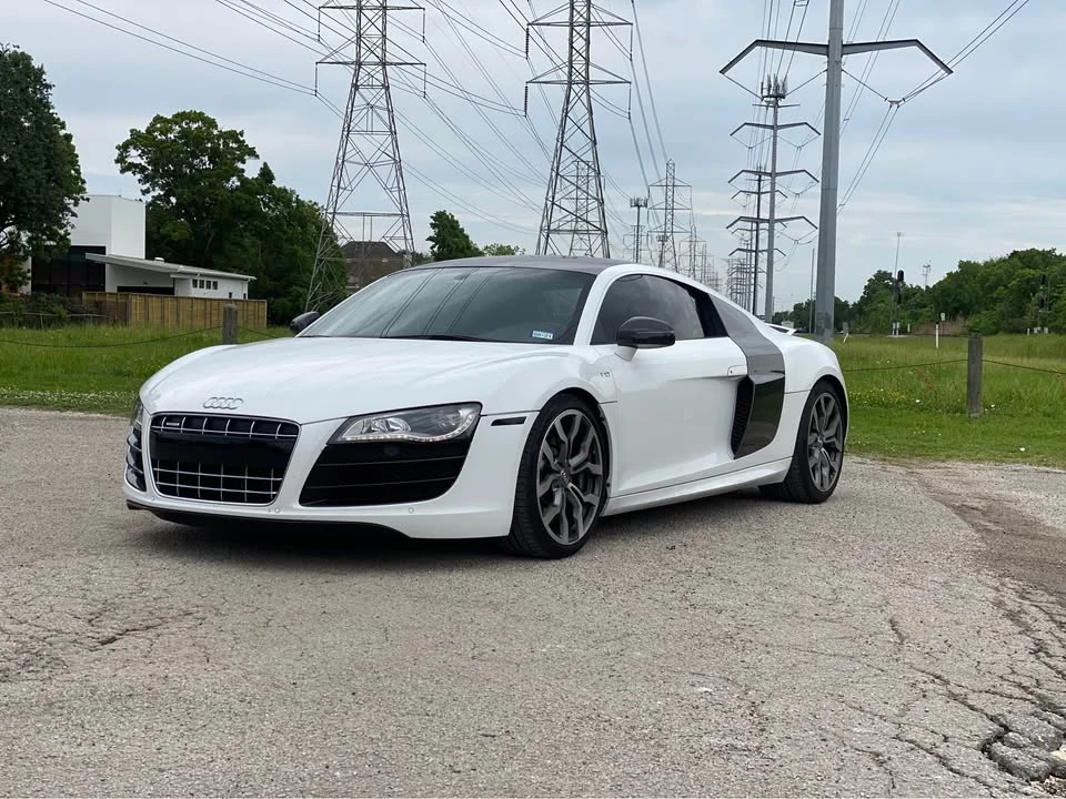 2011 Audi 42 R8 - Image 12 of 16