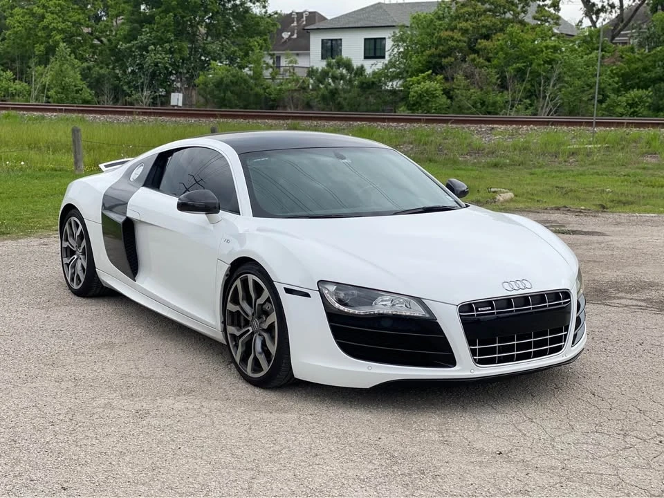 2011 Audi 42 R8 - Image 13 of 16