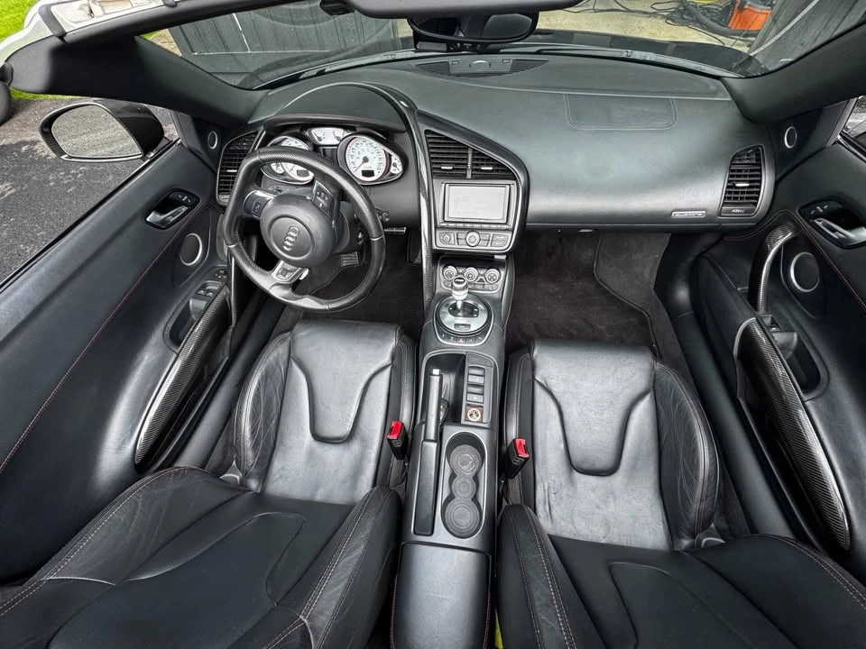 2011 Audi 42 R8 - Image 9 of 20