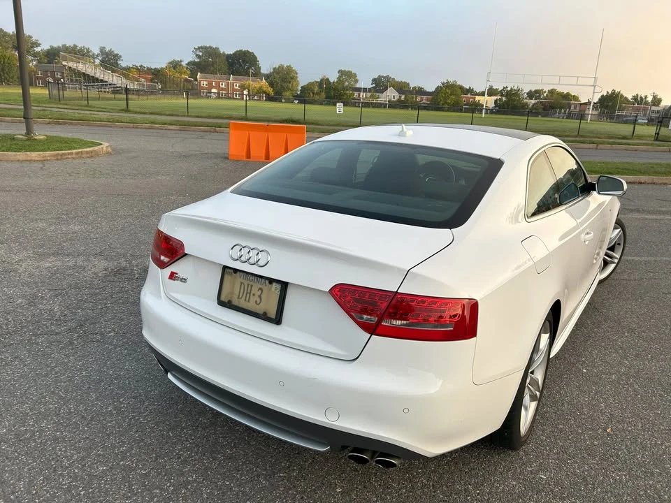 2011 Audi B8 S5 - Image 2 of 8