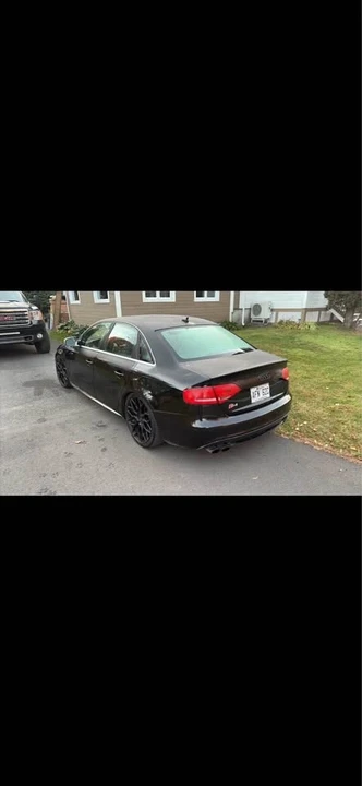 2011 Audi B8 S4 - Image 2 of 4