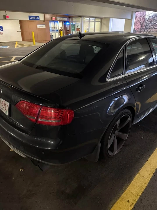 2011 Audi B8 S4 - Image 4 of 7