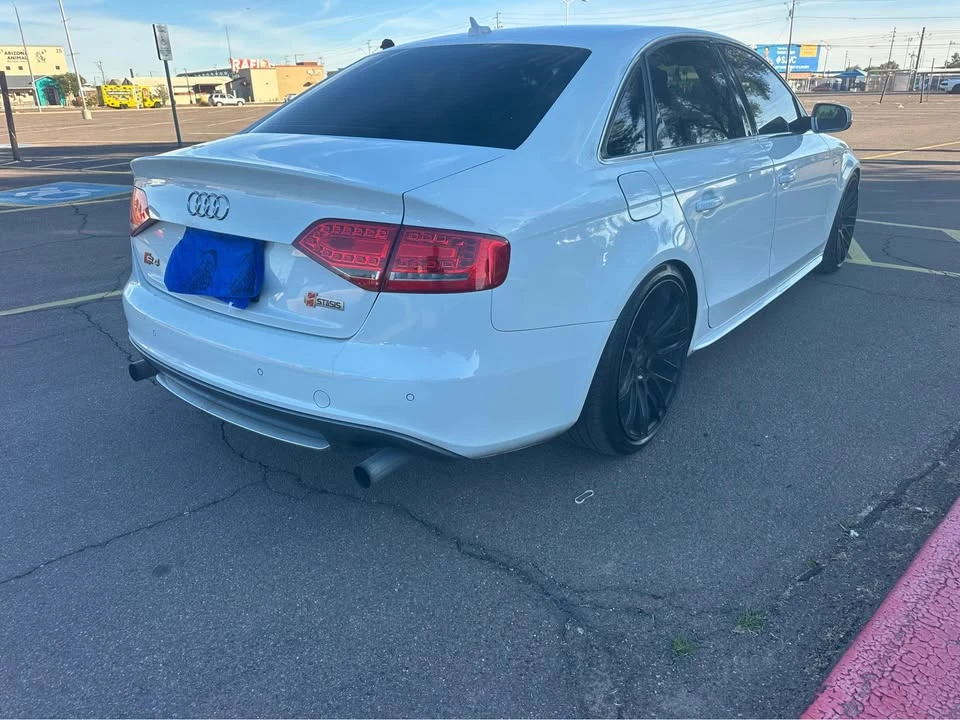 2011 Audi B8 S4 - Image 9 of 11