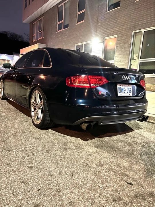 2011 Audi B8 S4 - Image 6 of 8