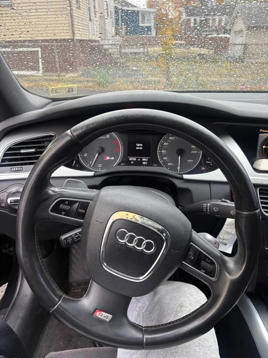 2011 Audi B8 S4 - Image 8 of 9