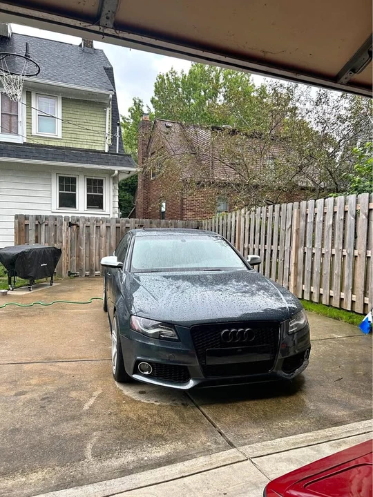 2011 Audi B8 S4 - Image 2 of 6