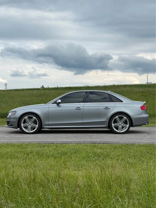 2011 Audi B8 S4 - Image 4 of 19