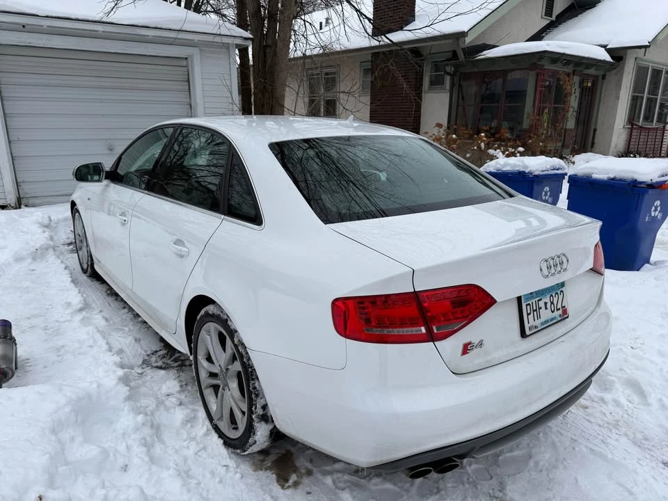 2011 Audi B8 S4 - Image 6 of 10