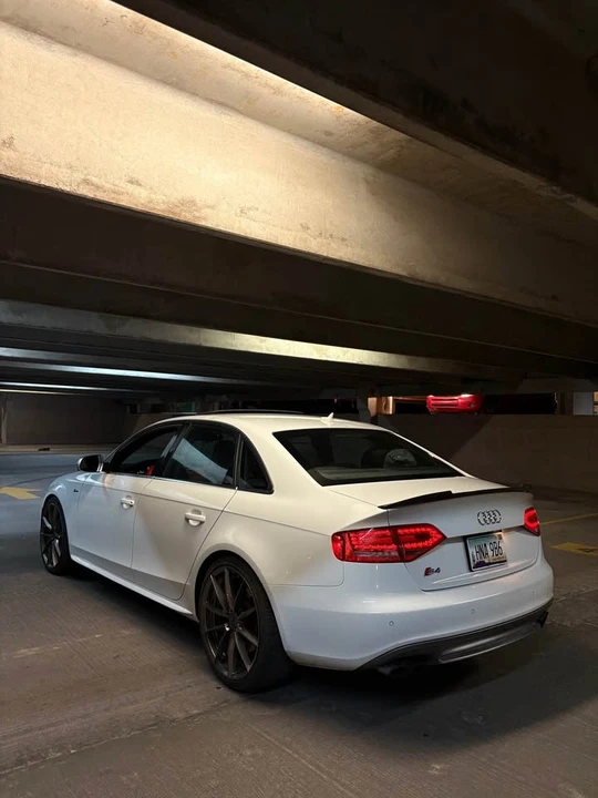 2011 Audi B8 S4 - Image 8 of 12