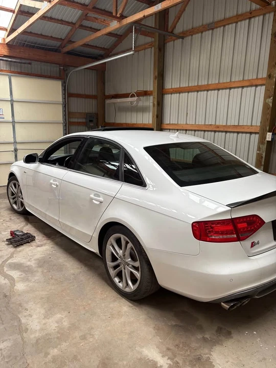 2011 Audi B8 S4 - Image 3 of 8