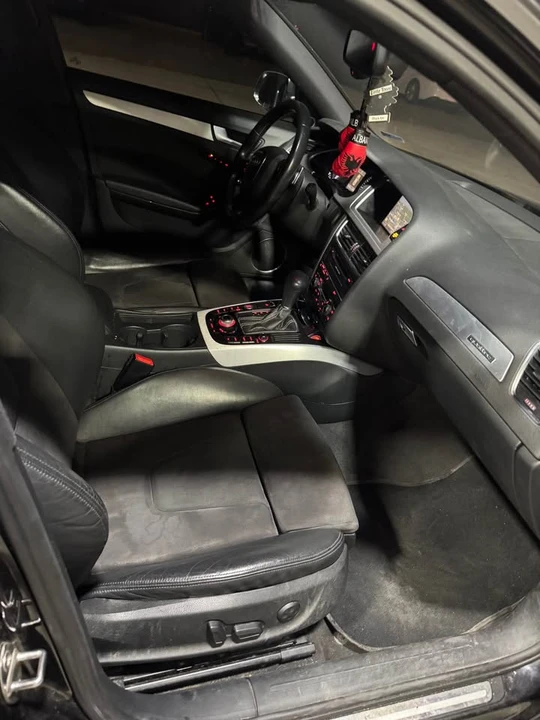2011 Audi B8 S4 - Image 4 of 6