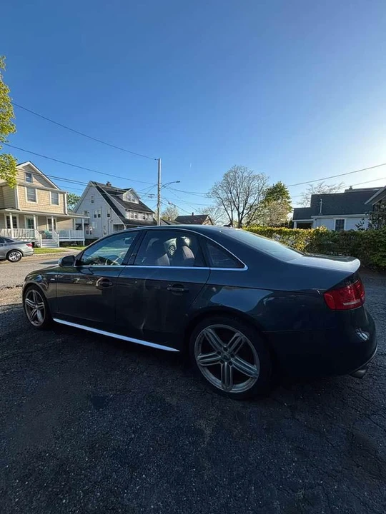 2011 Audi B8 S4 - Image 3 of 9