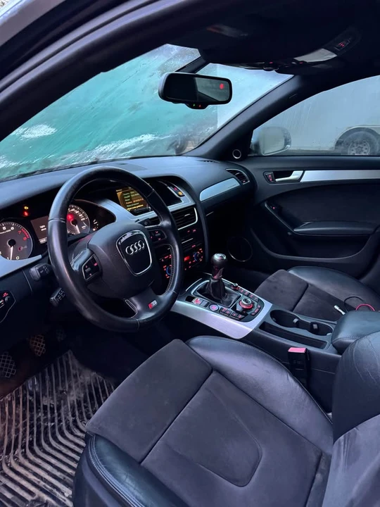 2011 Audi B8 S4 - Image 9 of 13