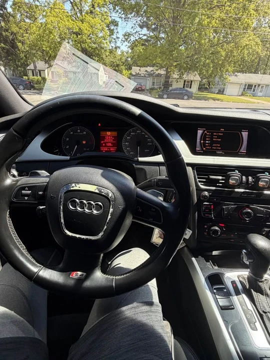 2011 Audi B8 S4 - Image 9 of 12