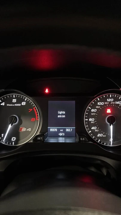 2011 Audi B8 S4 - Image 10 of 11