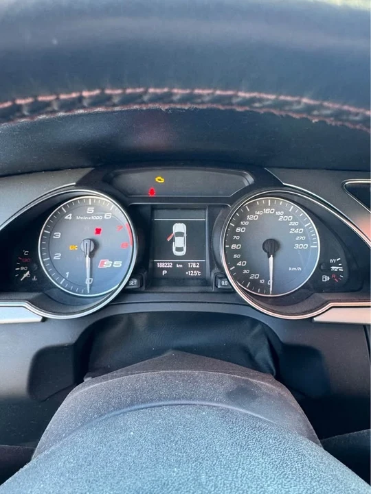 2011 Audi B8 S5 - Image 5 of 8