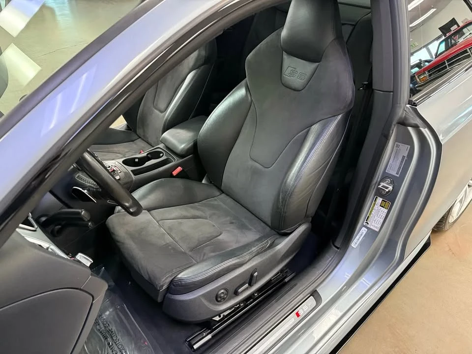 2011 Audi B8 S5 - Image 14 of 19