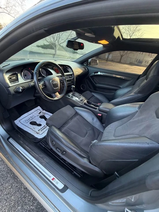 2011 Audi B8 S5 - Image 10 of 13