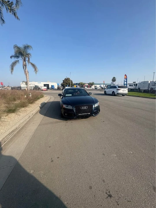 2011 Audi B8 S5 - Image 2 of 5