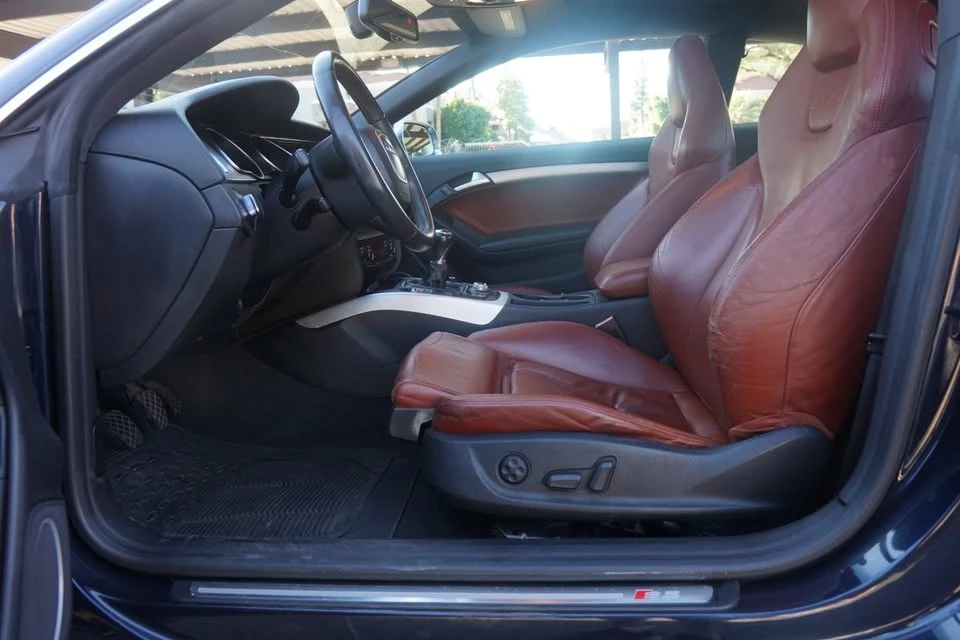 2011 Audi B8 S5 - Image 10 of 20