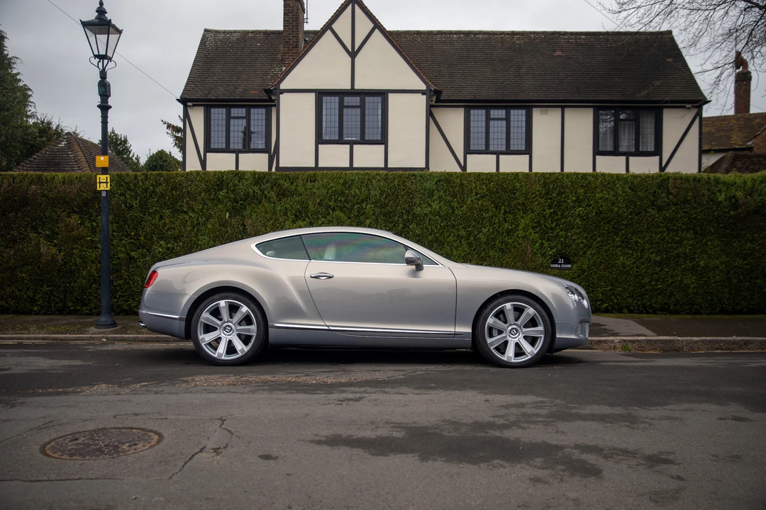 2011 Bentley Continental GT 1st Gen - Image 17 of 31