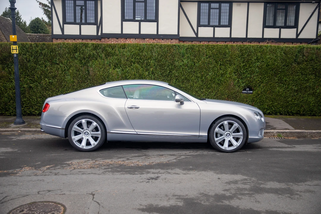 2011 Bentley Continental GT 1st Gen - Image 9 of 31
