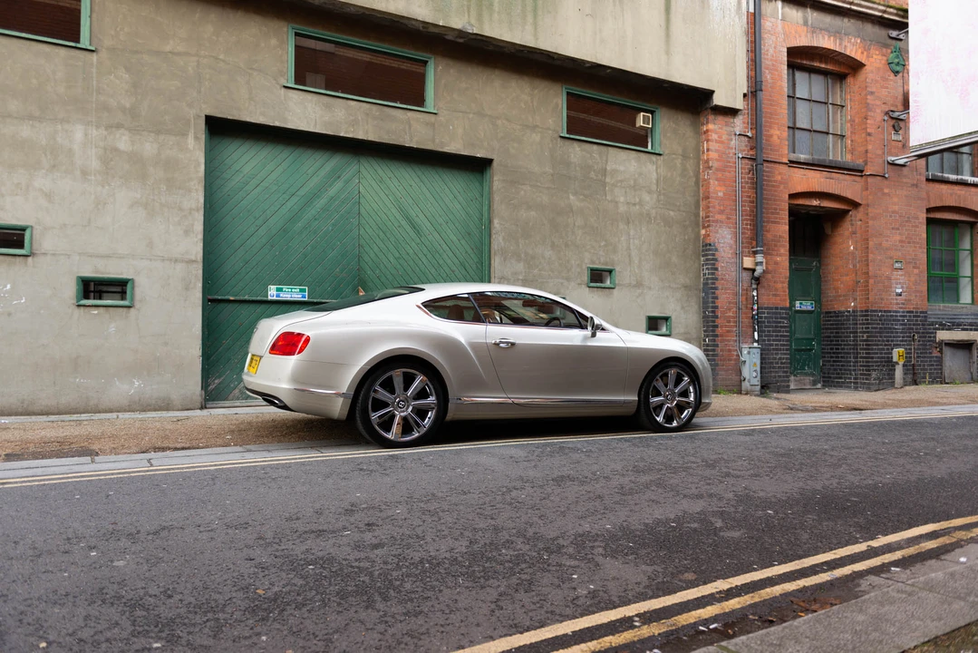 2011 Bentley Continental GT 1st Gen - Image 16 of 31