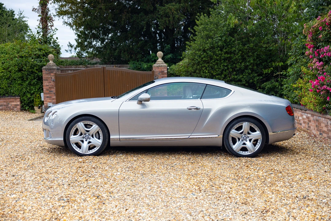 2011 Bentley Continental GT 1st Gen - Image 13 of 31